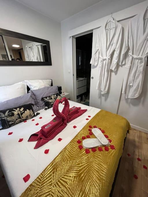 Love Room A Cannes - Appartement 25M2 Pour 2 Personnes Avec Un Jacuzzi Prive Exterior foto